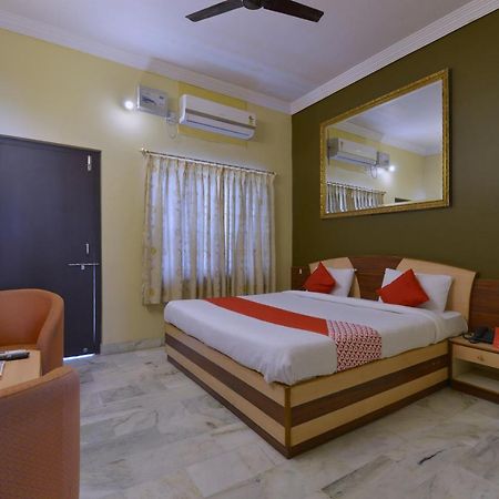 Oyo 10499 Hotel Shiv Shakti Kivarli Exterior photo